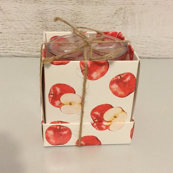 Apple Candle in Gift Box - Picture 1 of 3